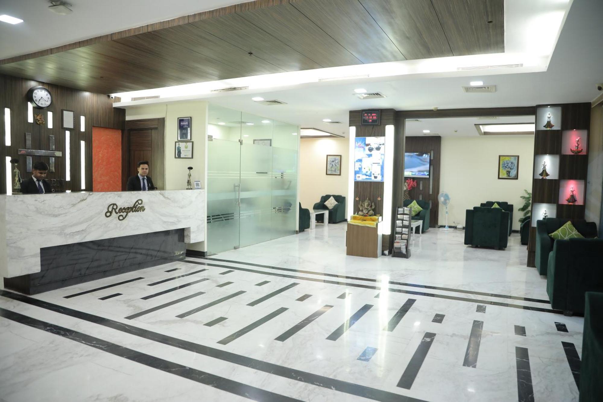 Hotel Hyphen Haridwar Grand Zewnętrze zdjęcie